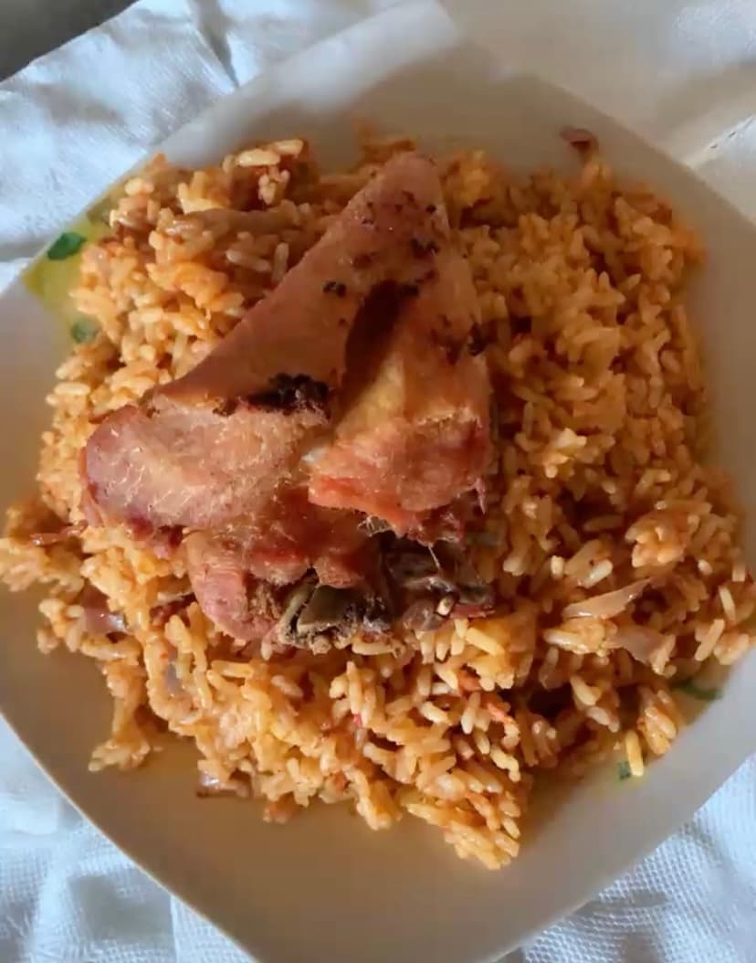Jellof Rice and Small Chicken